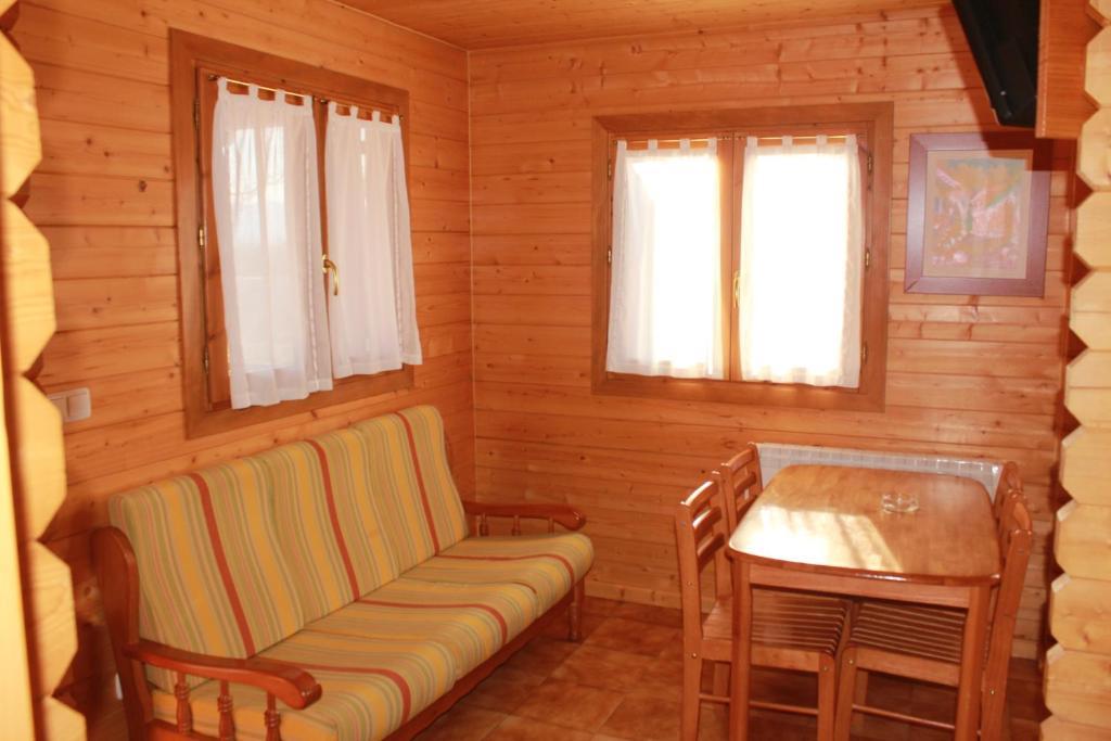 Camping Valle De Tena Сабіньяніго Номер фото